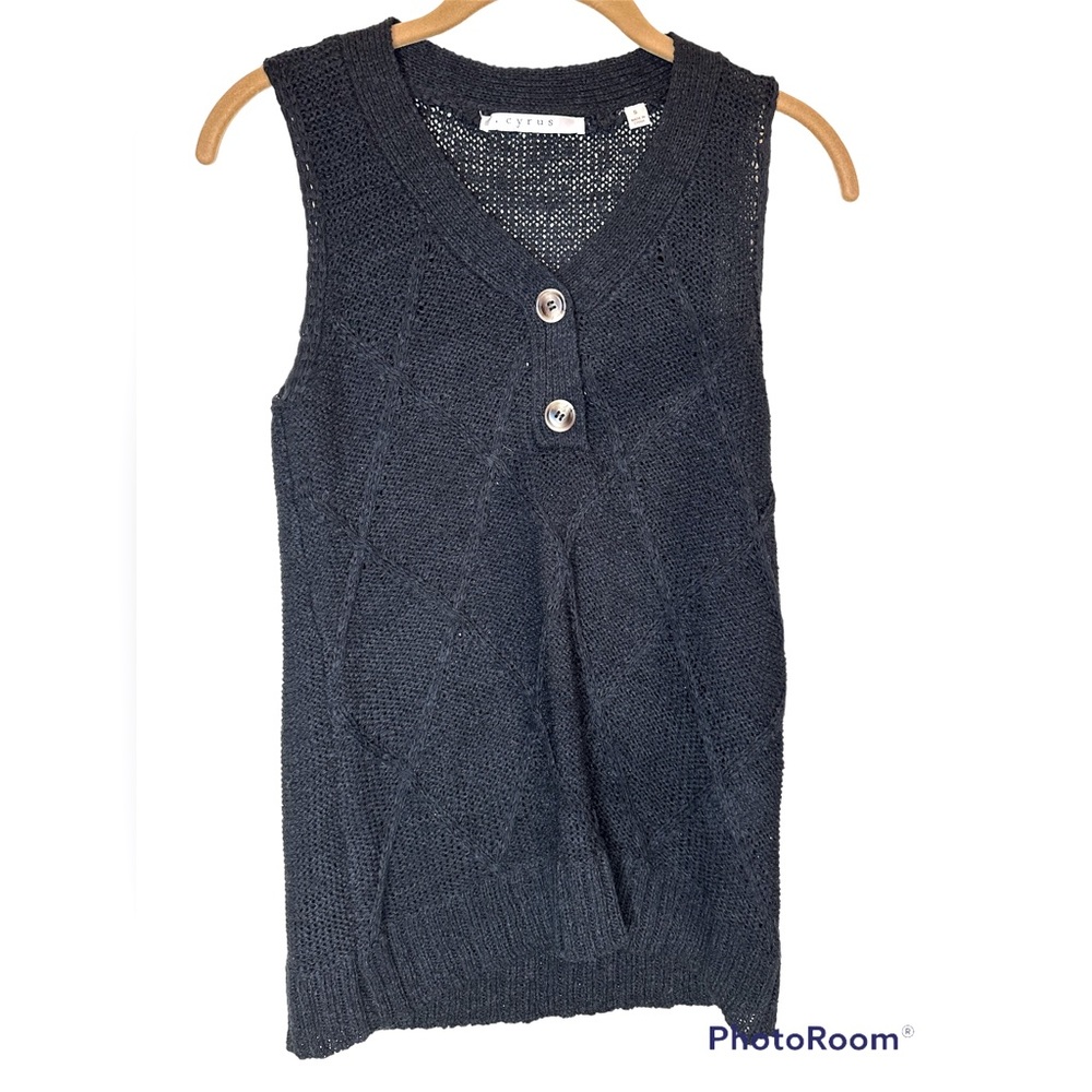 Cyrus Knit top sleeveless sweater tank black size S